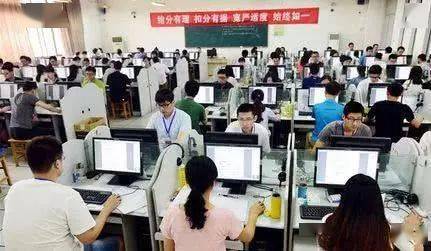 供需之爭下的就業(yè)困境 市場已飽和專業(yè)指導(dǎo)——從人才培養(yǎng)與需求匹配談起